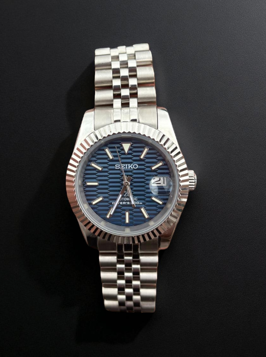 DateJust relief Bleu